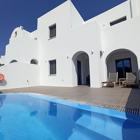 Amphitrite Suites Santorini Vóthon Extérieur photo