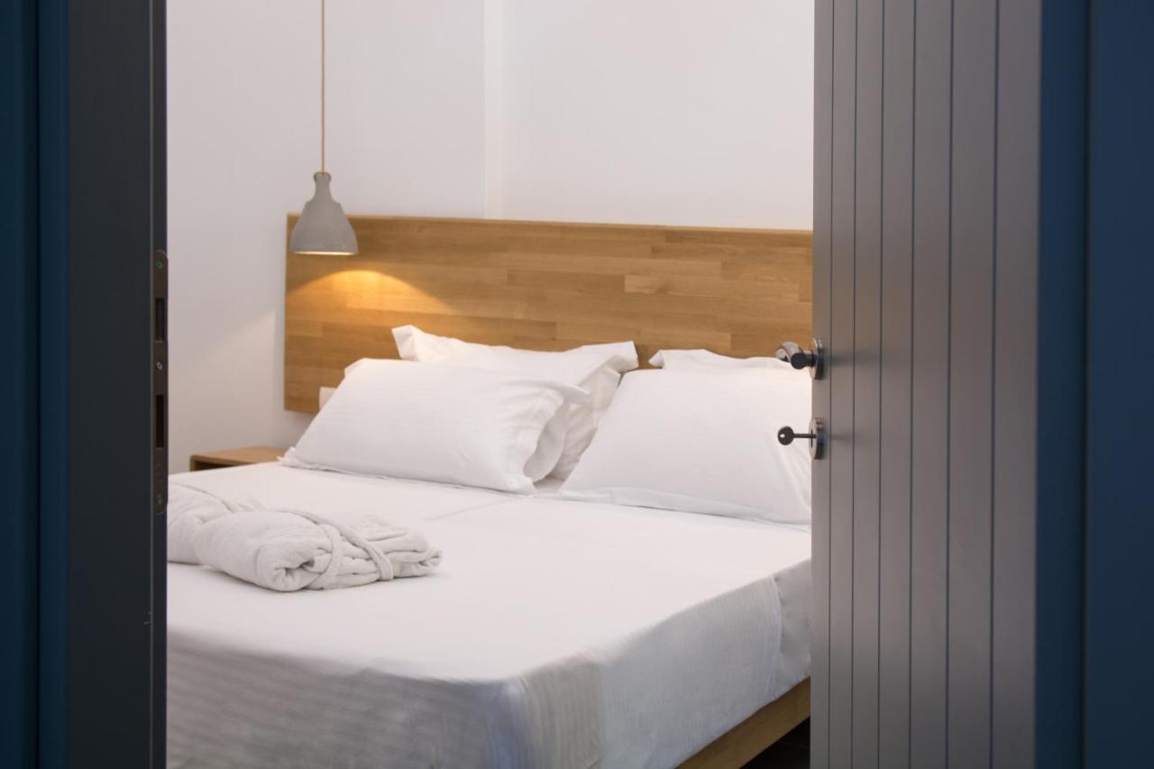 Amphitrite Suites Santorini Vóthon Extérieur photo