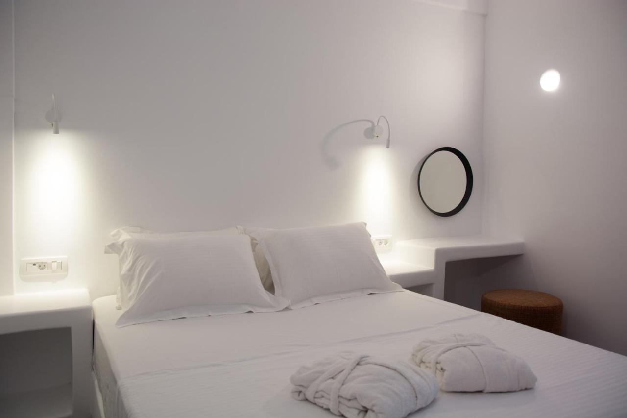 Amphitrite Suites Santorini Vóthon Extérieur photo