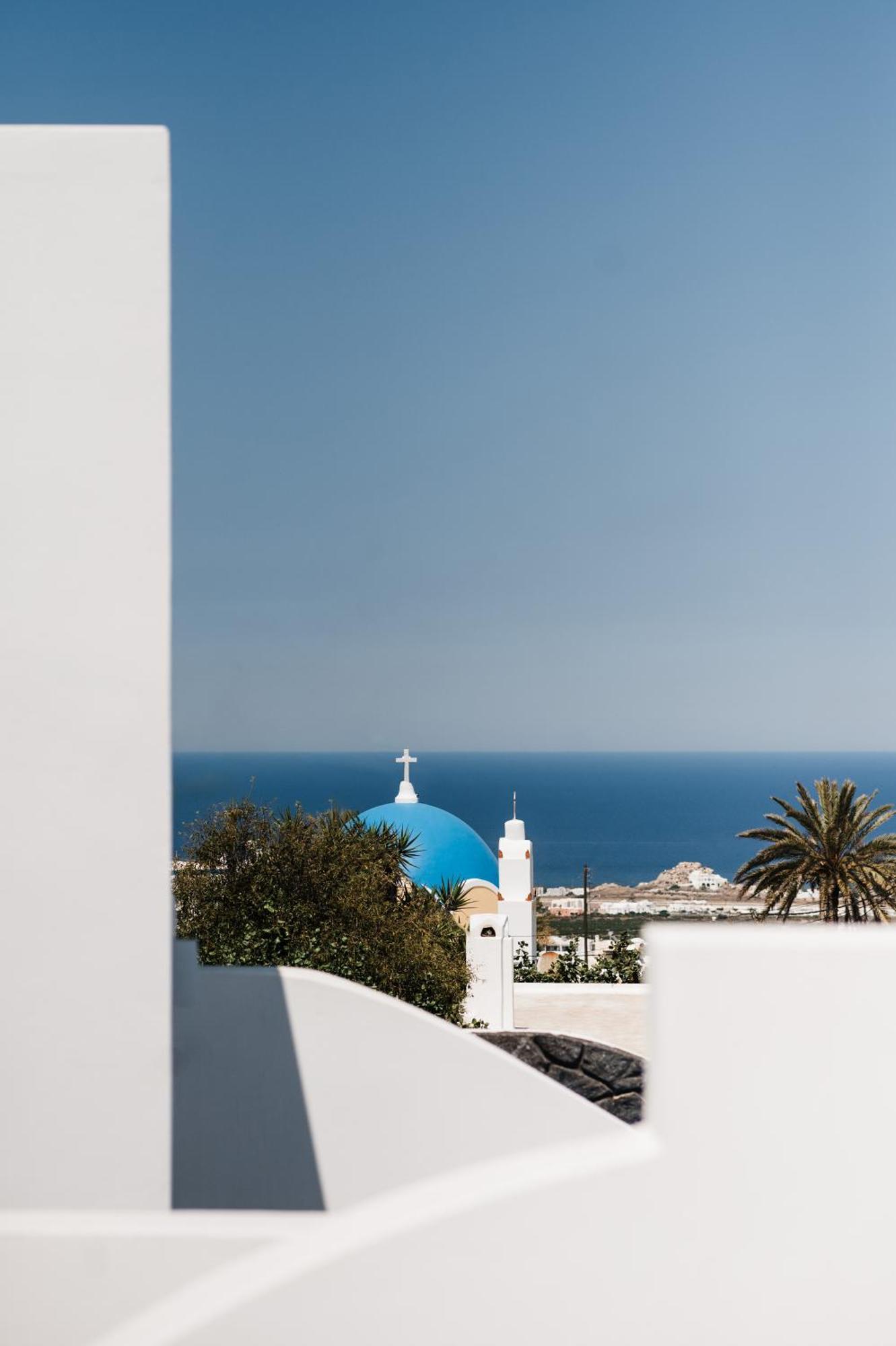 Amphitrite Suites Santorini Vóthon Extérieur photo