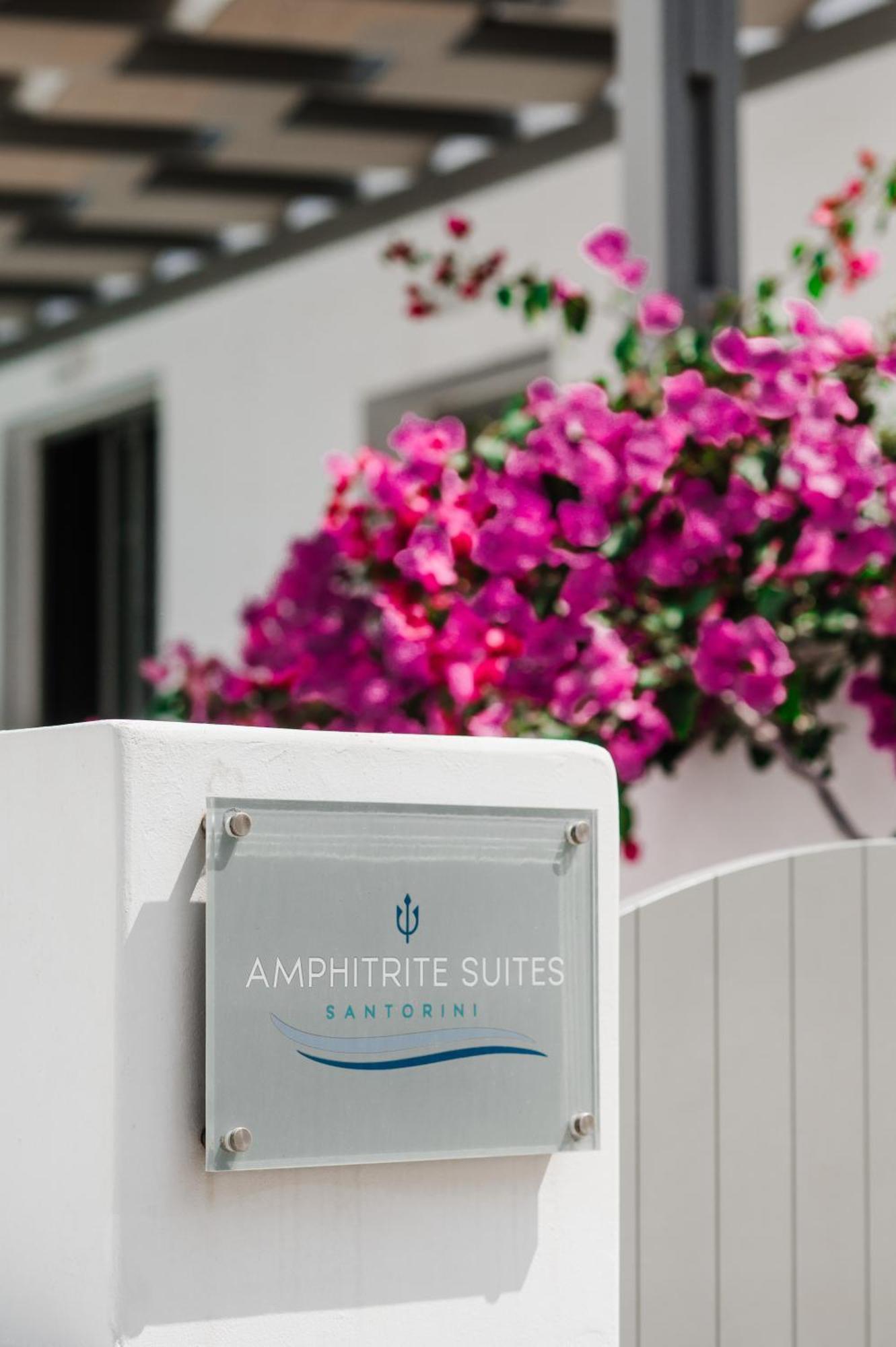 Amphitrite Suites Santorini Vóthon Extérieur photo