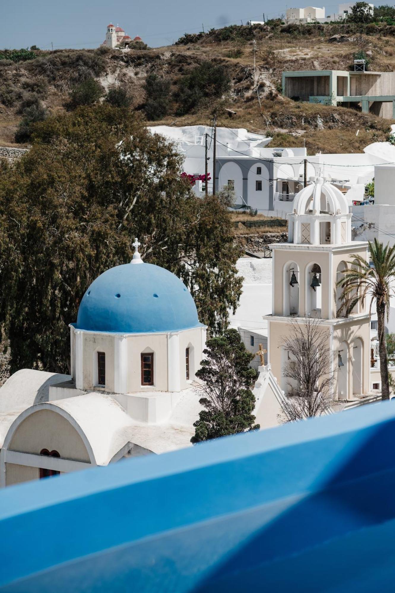 Amphitrite Suites Santorini Vóthon Extérieur photo