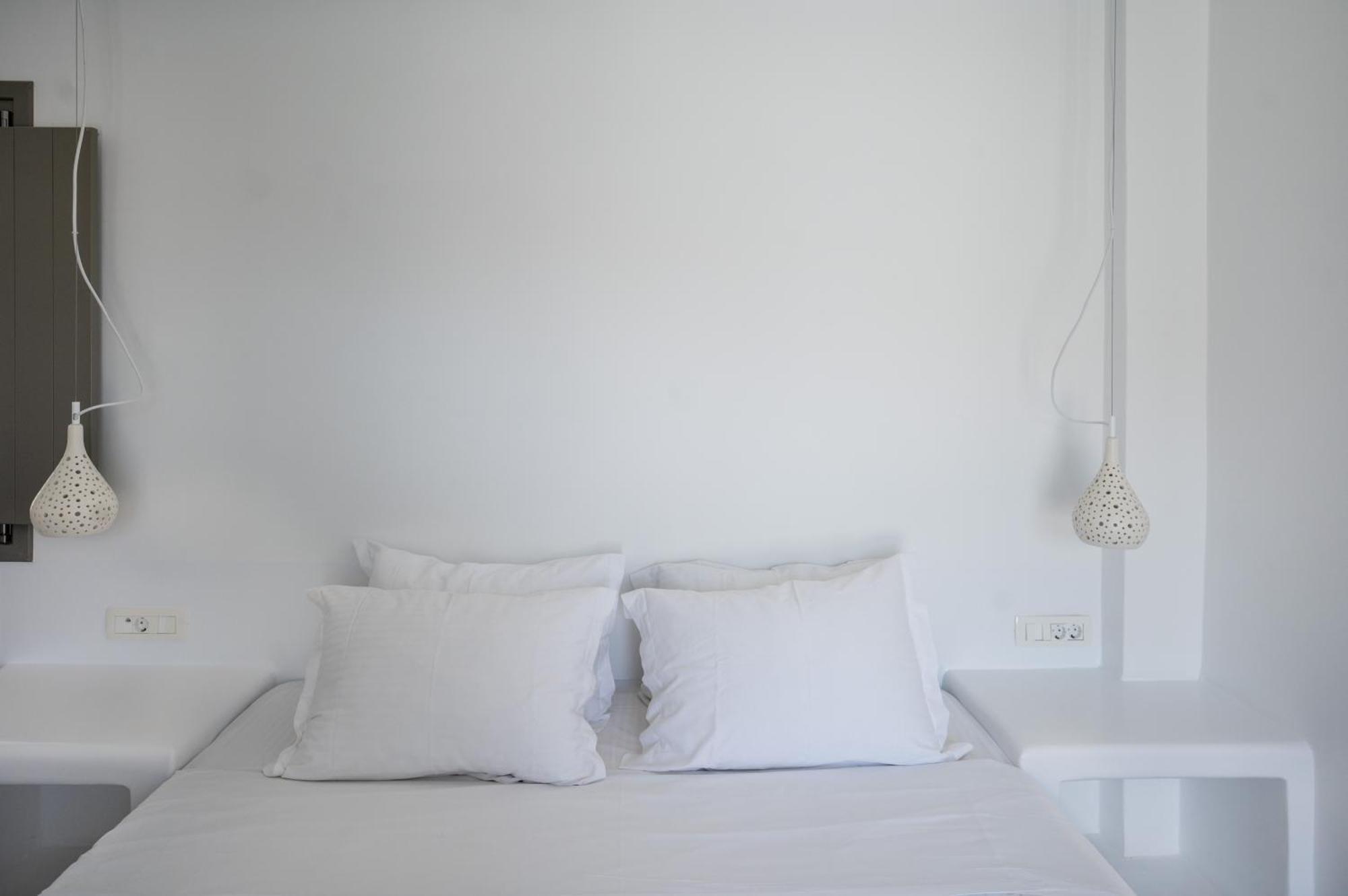 Amphitrite Suites Santorini Vóthon Extérieur photo
