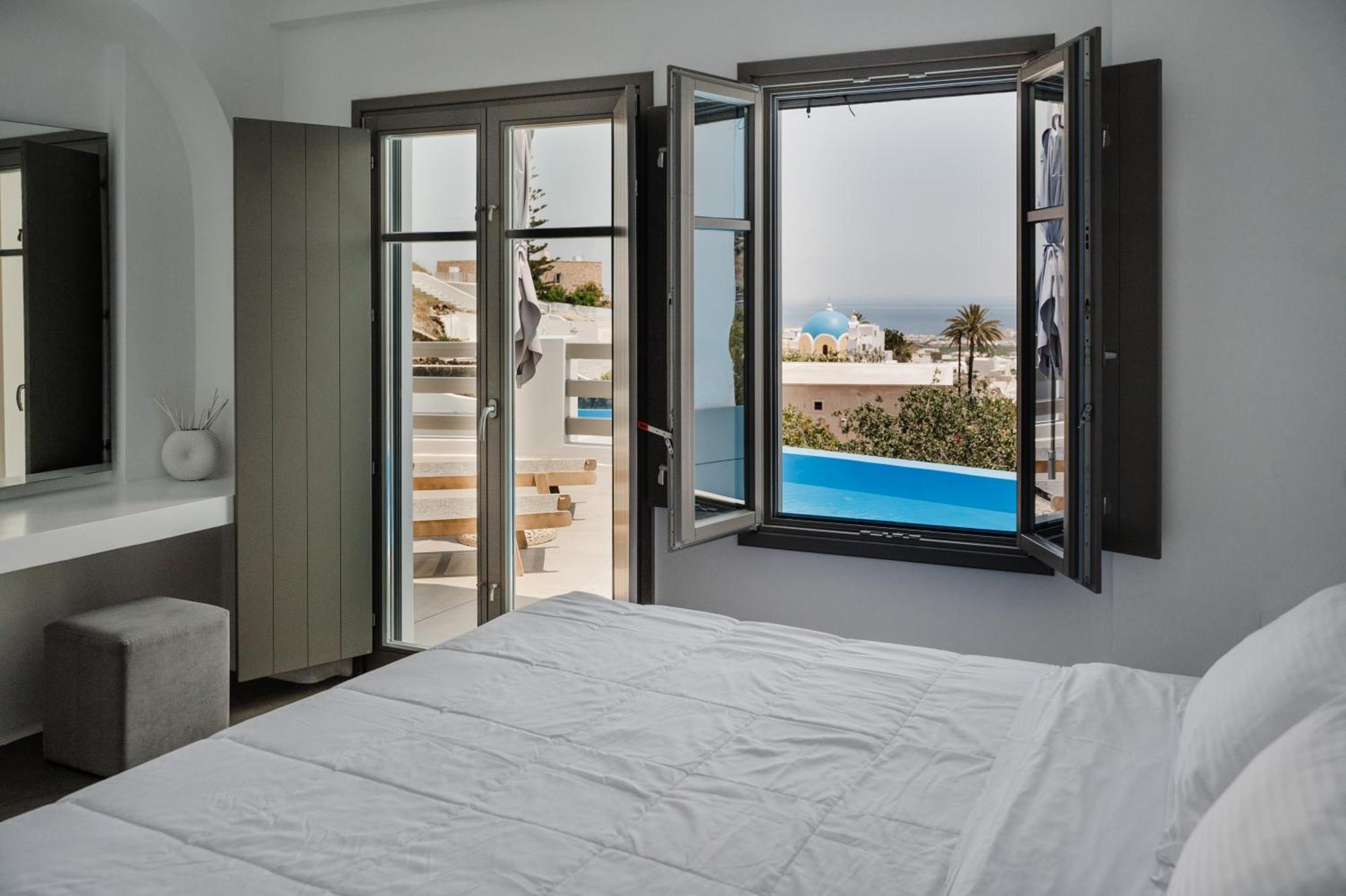 Amphitrite Suites Santorini Vóthon Extérieur photo