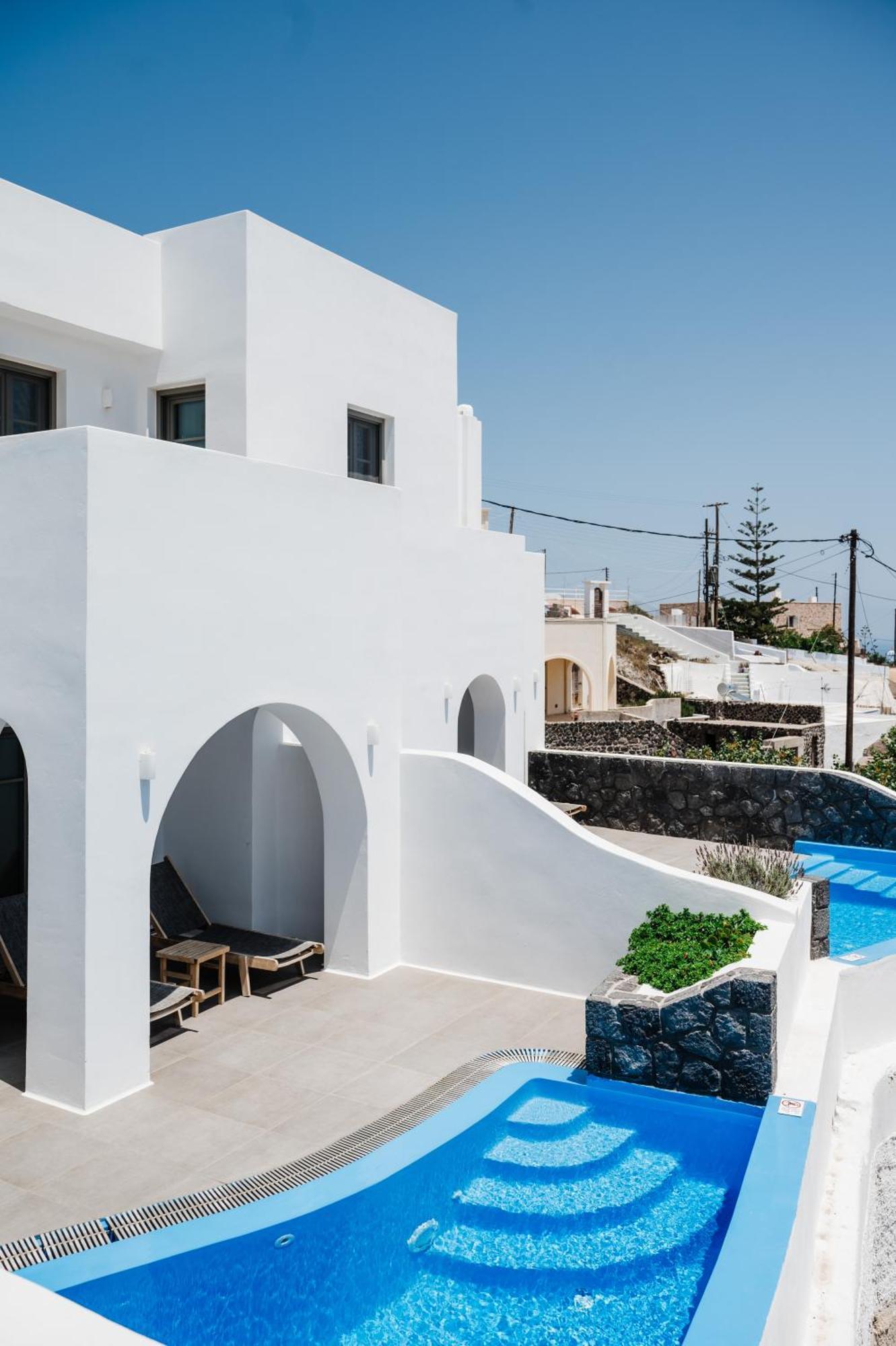 Amphitrite Suites Santorini Vóthon Extérieur photo